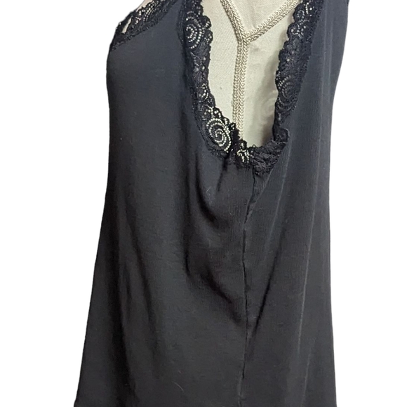 August Silk Top - Picture 4 of 5